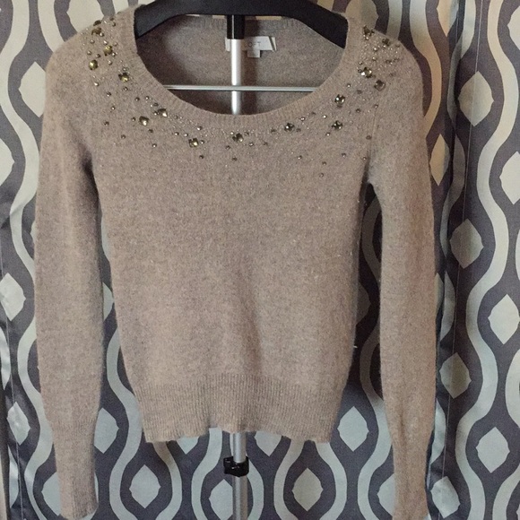 LOFT Sweaters - Ann Taylor LOFT small beige sweater w/jewels